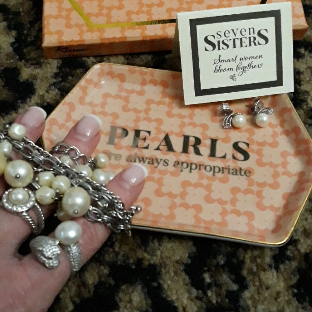 Pearls are always a good idea jewelry Tray Valet Seven Sisters Kennedy Quote NEW - Picture 3 of 6
